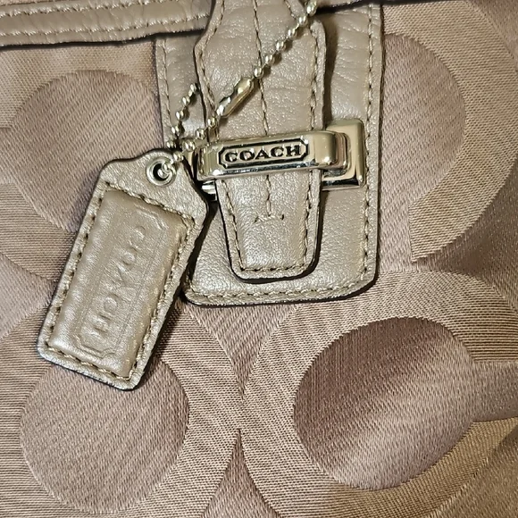 Coach Taylor Op Art Satchel - Picture 2 of 13